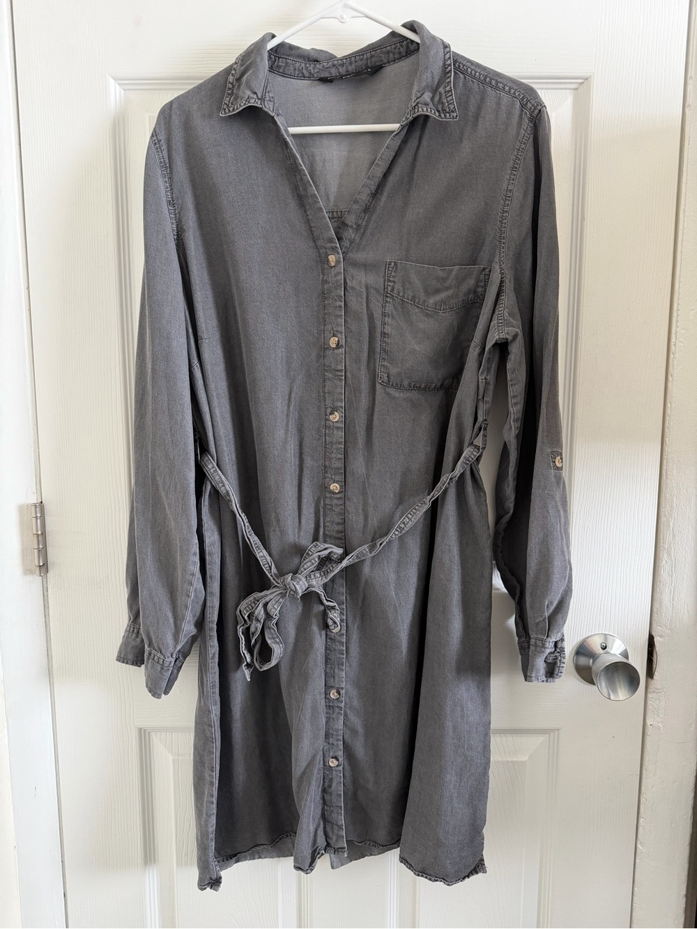 F&F Gray Long Sleeve Button-Up Shirt Dress with Tie Waist